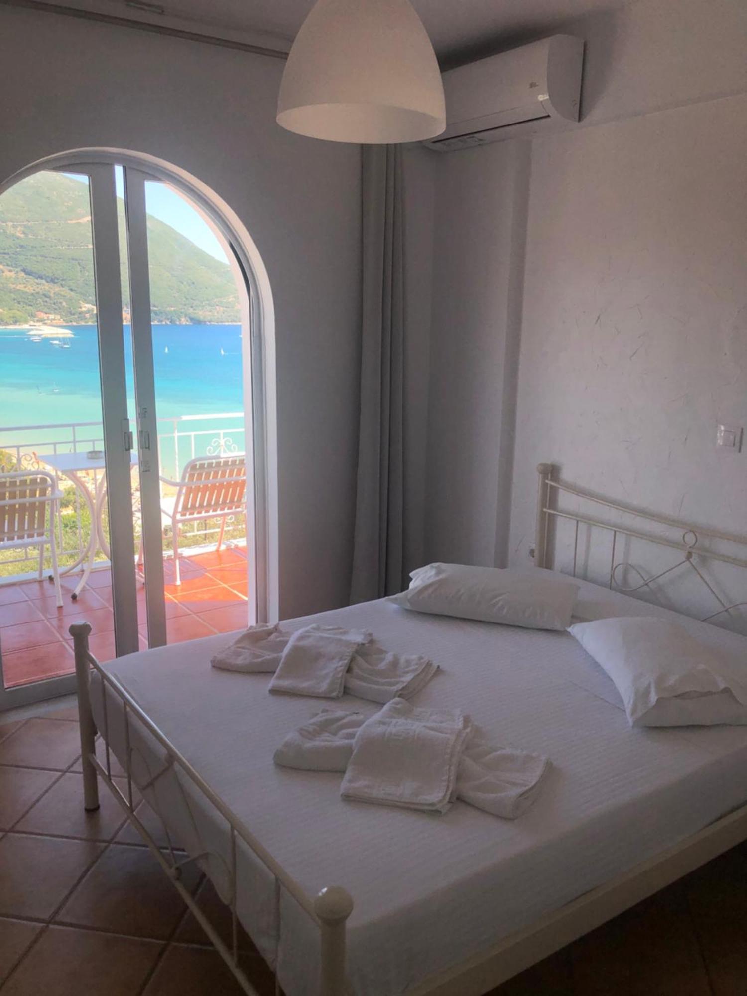 Seaview Rooms ヴァシリキ 部屋 写真