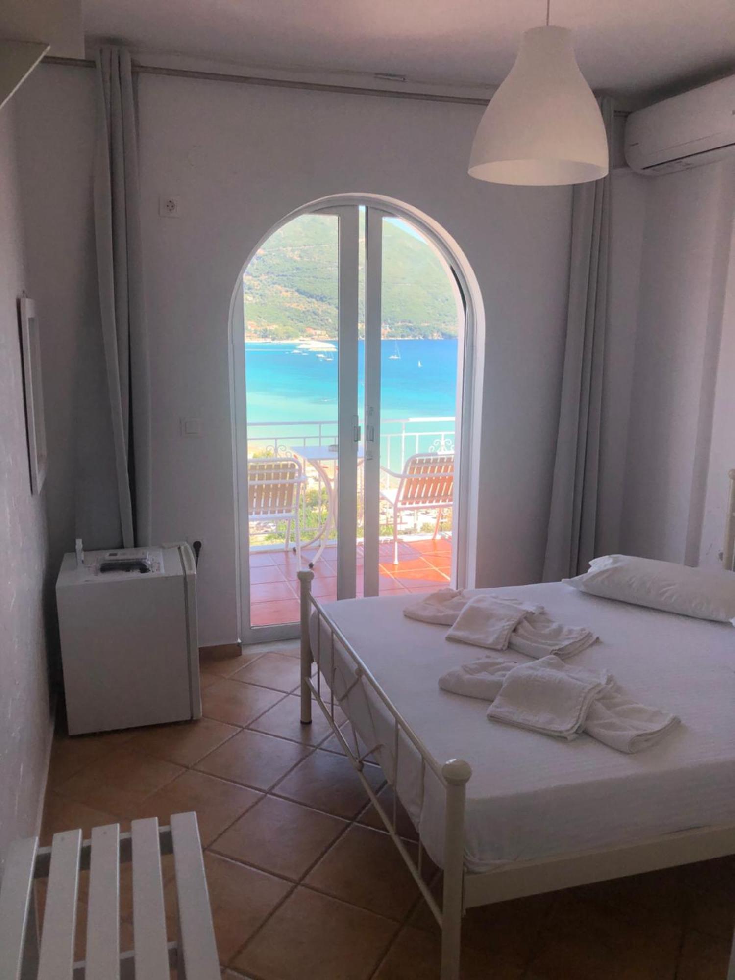 Seaview Rooms ヴァシリキ 部屋 写真